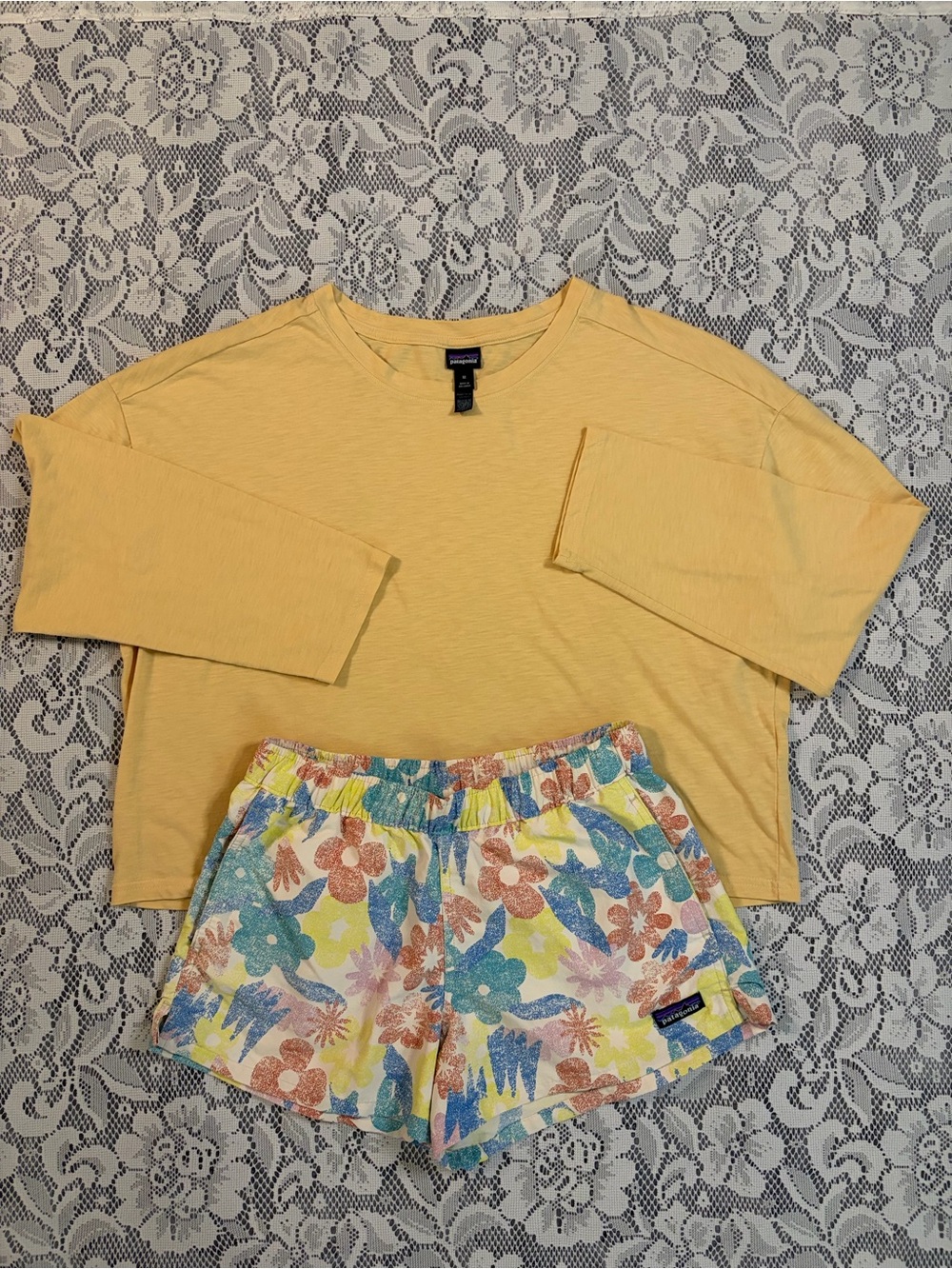 Patagonia Barely Baggies Channeling Spring Natural & Patagonia Mainstays Top